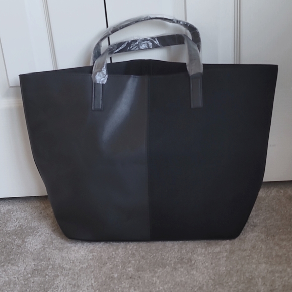 Dana Karan Cashmere Mist Collection Tote - Picture 5 of 10